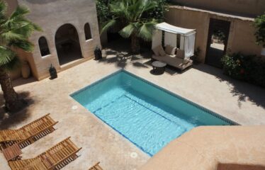 SUPERBE RIAD EN ZONE AGRICOLE REF ZAK 162