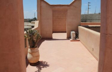 SUPERBE RIAD EN ZONE AGRICOLE REF ZAK 162